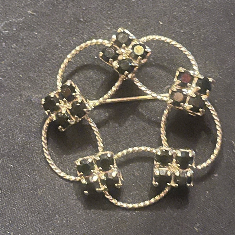 Vintage Silver Tone Wreath Brooch with Black Rhinestones